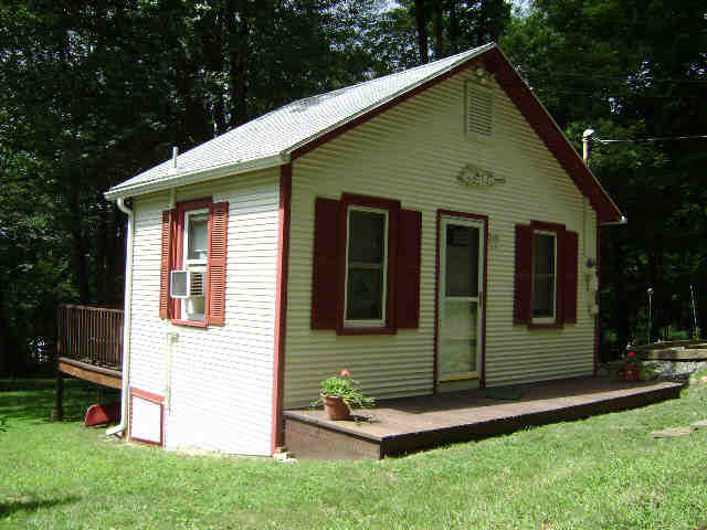 Building photograph for 65 RIDGE RD